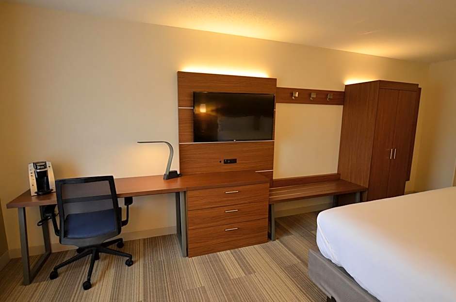 Holiday Inn Express Pittsburgh-Bridgeville By IHG