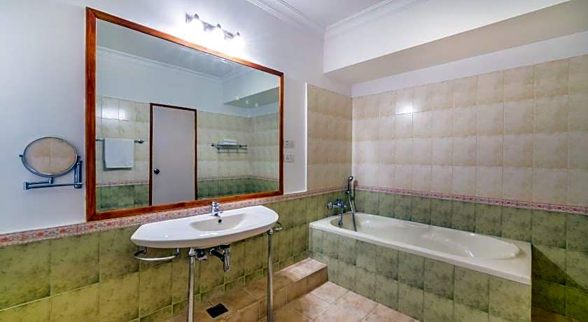 Octave Hotel - Double Road                                                                      