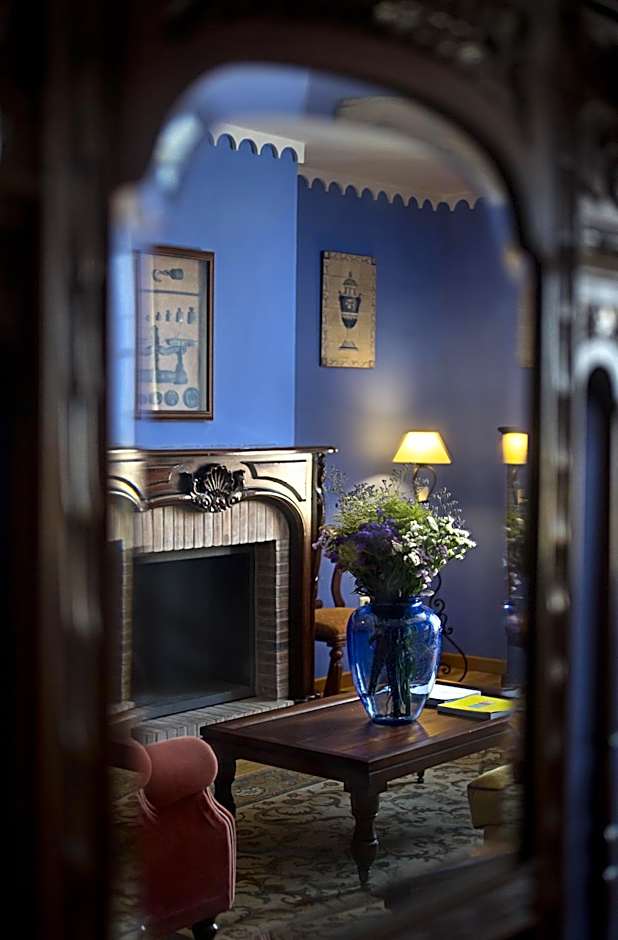 Alcazar De La Reina Hotel