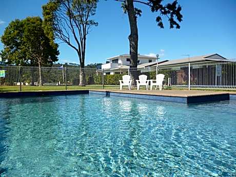 Harbourside Holiday Park