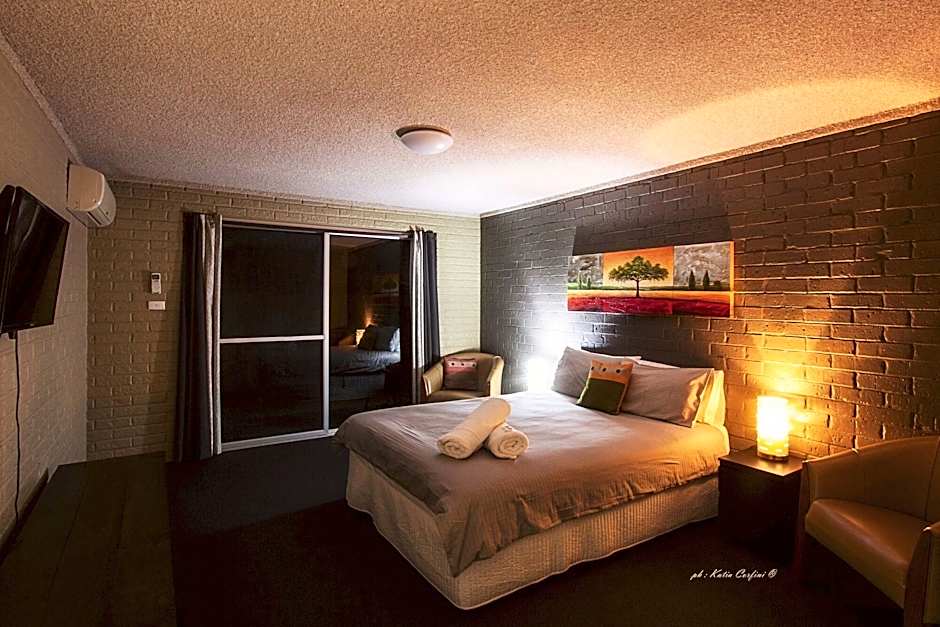Lancelin Sands Hotel