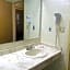 Super 8 by Wyndham Port Clinton