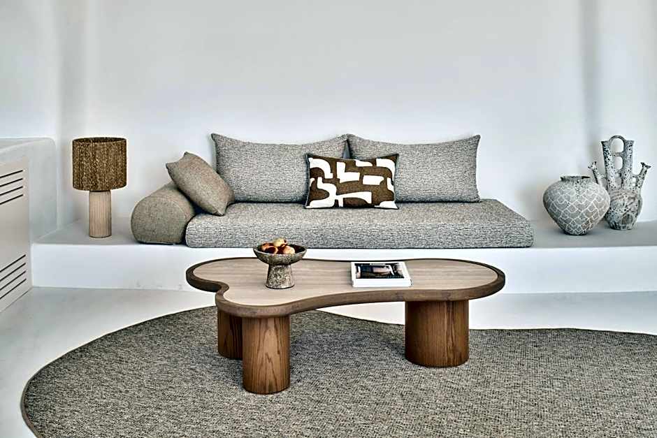 Mystique, a Luxury Collection Hotel, Santorini