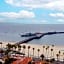 ITH Santa Barbara Beach Hostel