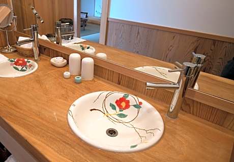 Western-Style Room with Tatami Area with Open-Air Bath - Annex -