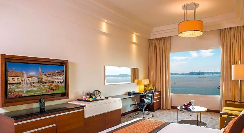 Royal Halong Hotel