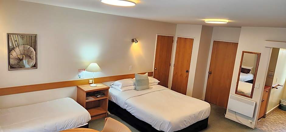 Aalton Motel