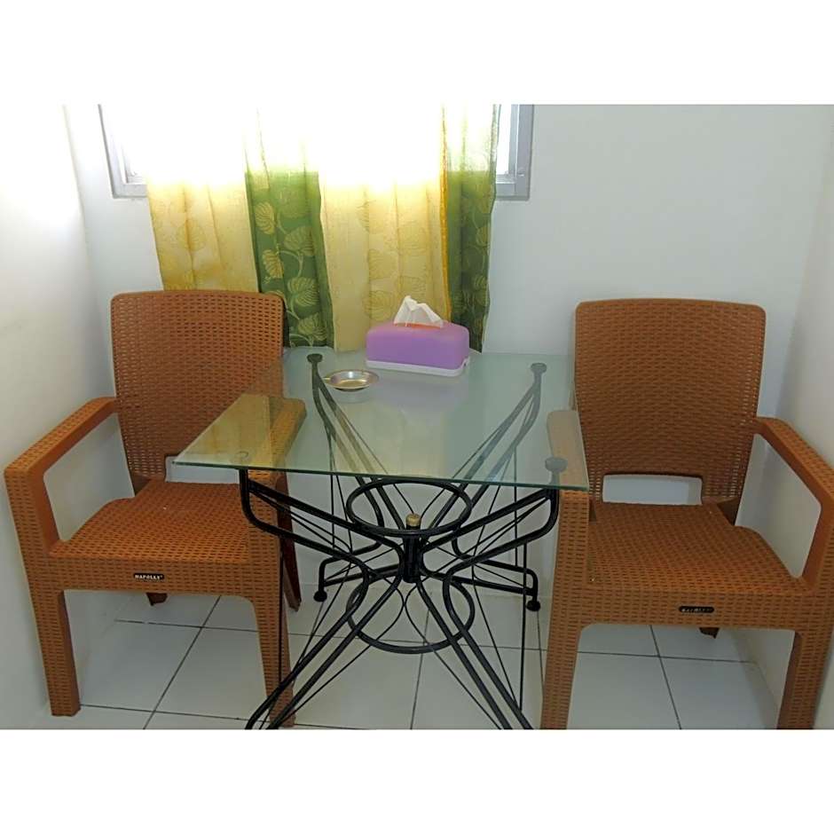 Reva Room on Gunung Putri Square Apartment