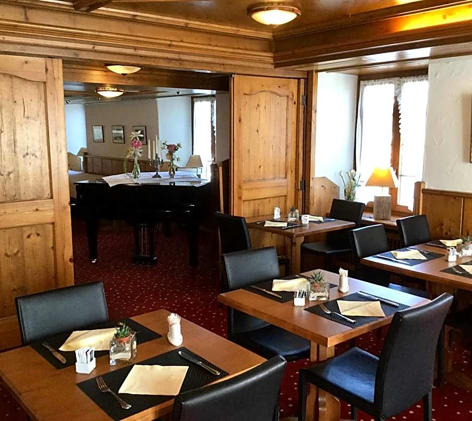 Hotel zum Kreuz