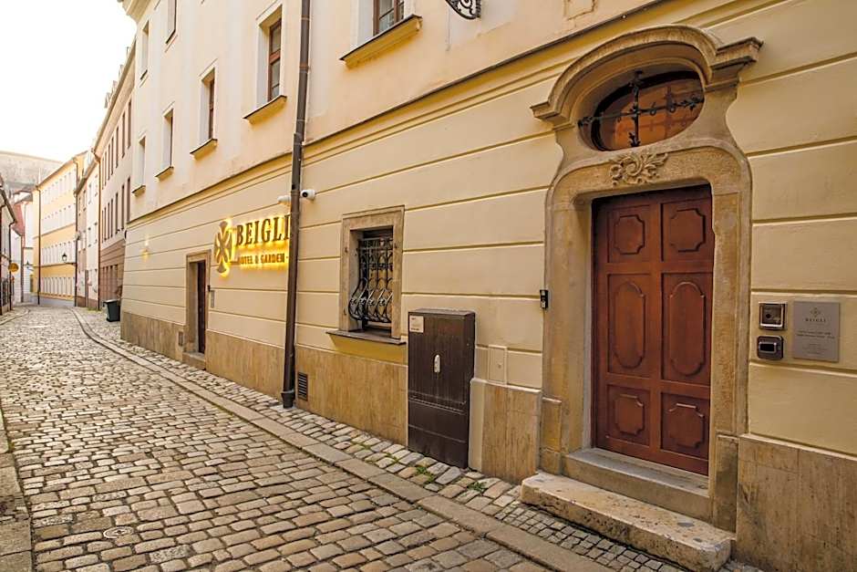 BEIGLI Hotel & Garden