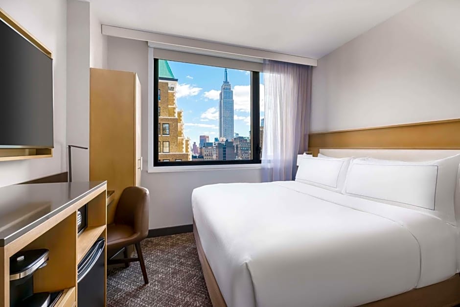 DoubleTree by Hilton New York Times Square South