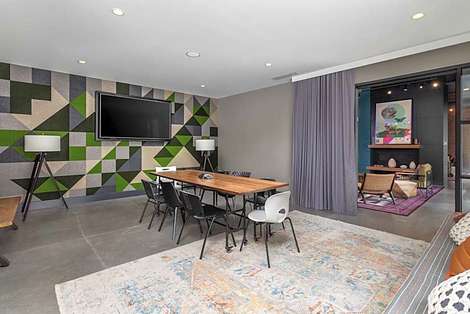 Moxy by Marriott Chattanooga Downtown