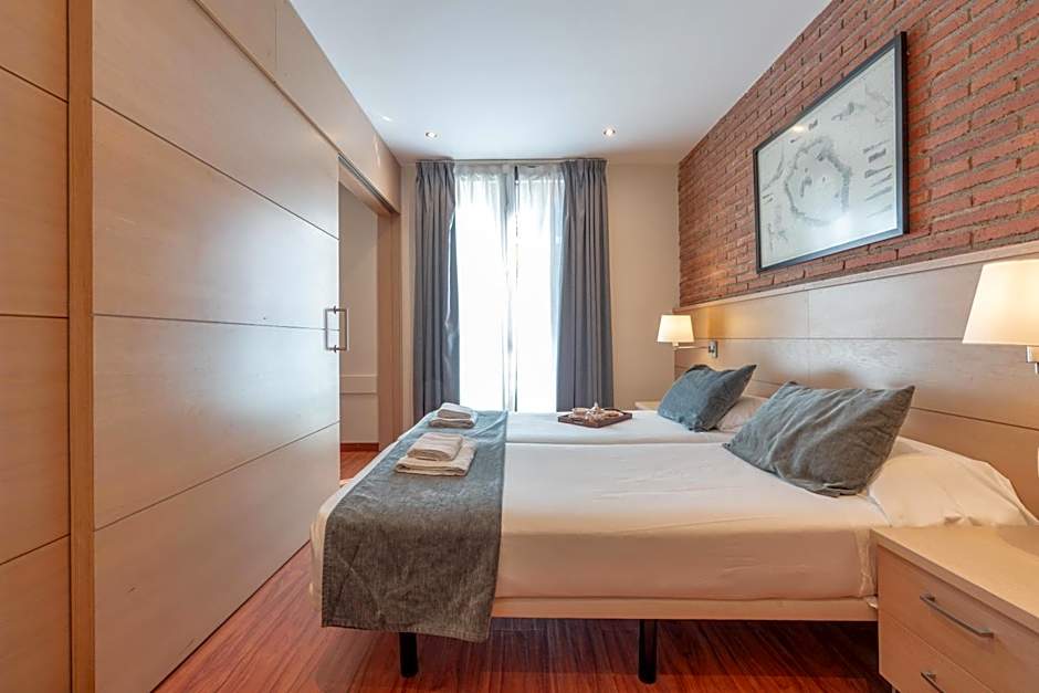 Serennia Cest Apartamentos Arc de Triomf