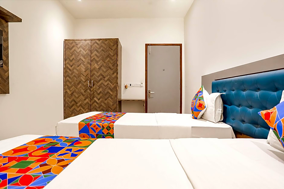 FabHotel JR Residency I - Turbhe
