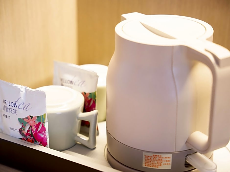 Lavande Hotel Pingyi Junhe Road