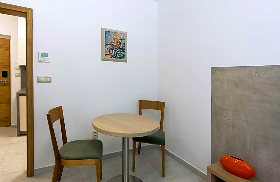 HOTEL A RESTAURACE U STAVAŘE