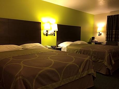 Double Room with Two Double Beds - Non-Smoking