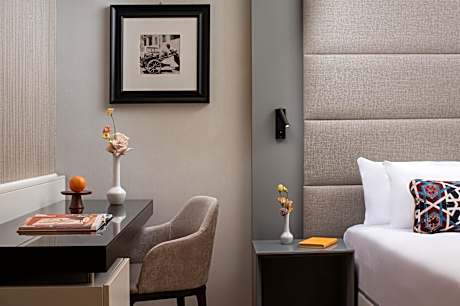 Premium Room (2 adults)