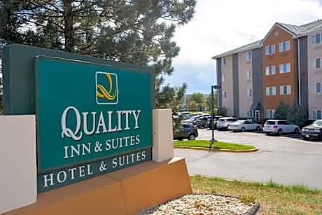 Quality Inn & Suites Denver International Airport