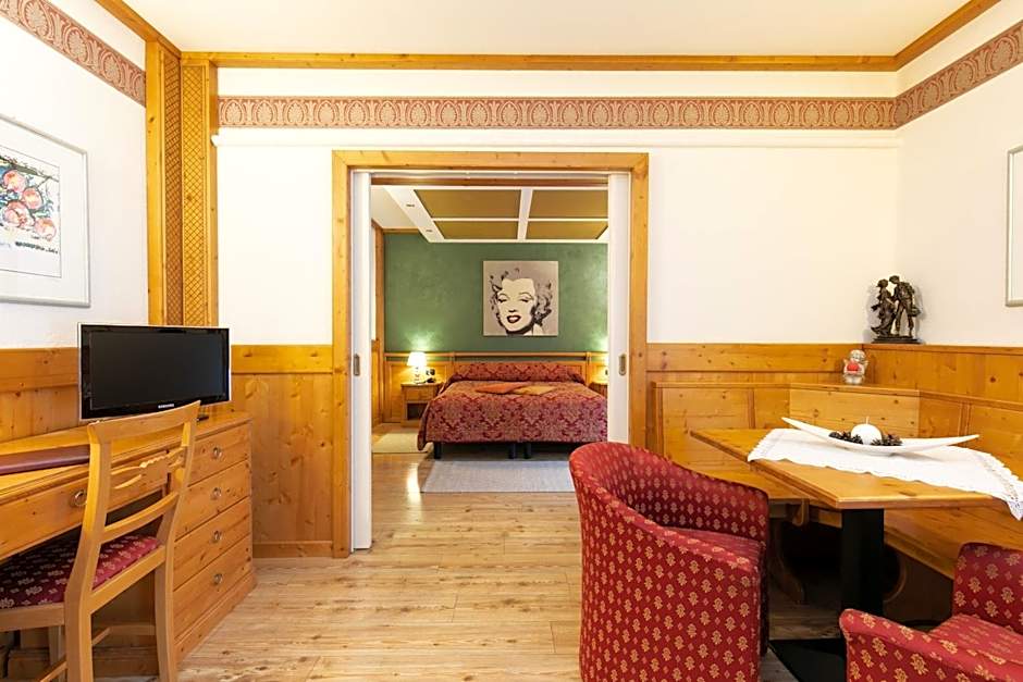 G. Hotel Des Alpes (Classic since 1912)