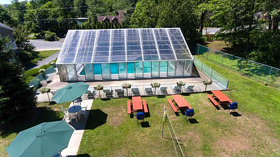 Americas Best Value Inn & Suites Lake George