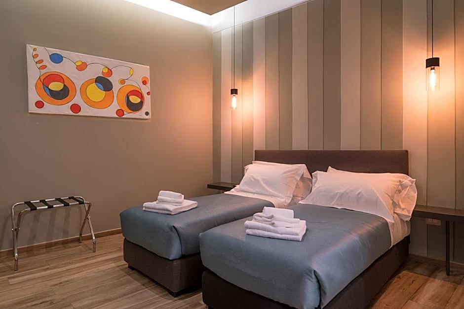 GOGO` Boutique Hotel