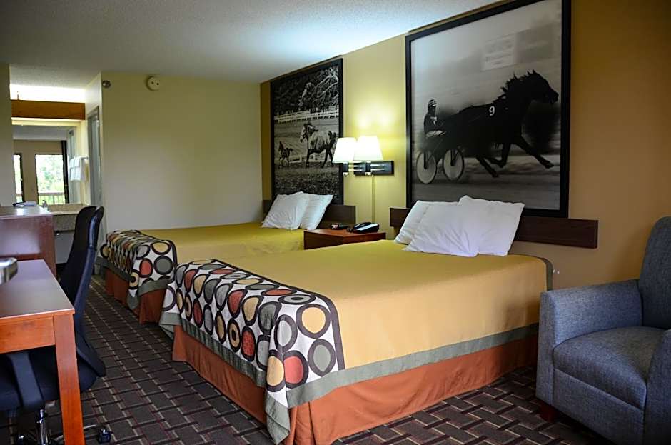 Photo 1 of 8 of 2 Queen Beds, Nonsmoking