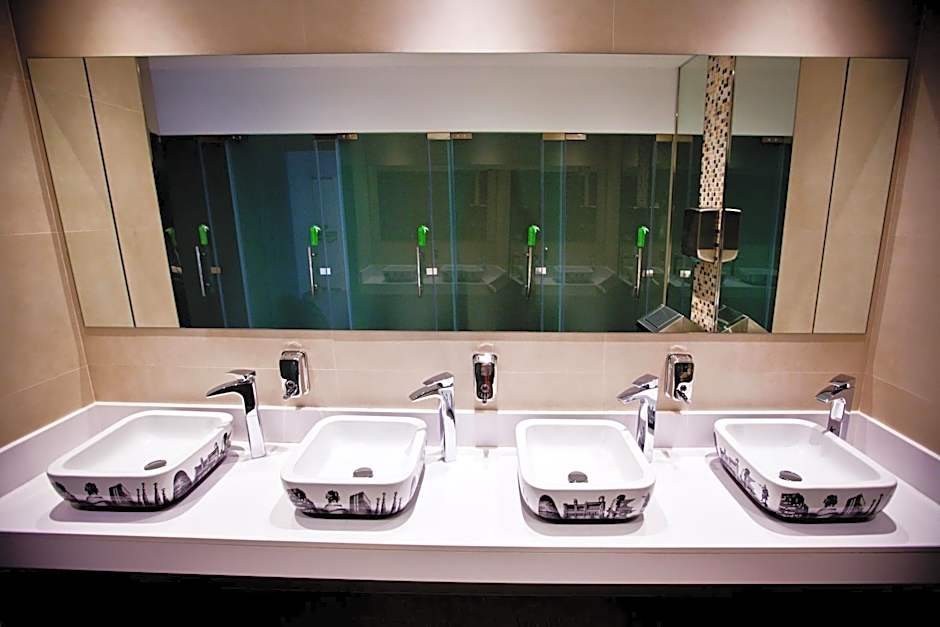 Riviera Beachotel - Adults Recommended