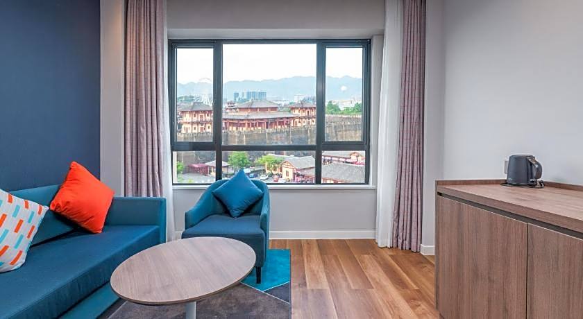 Holiday Inn Express Dongyang Hengdian By IHG