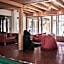 Alpine Base Hostel - Adults only