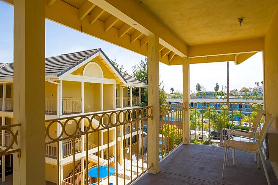 Hotel Solares