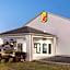 Super 8 by Wyndham Booneville