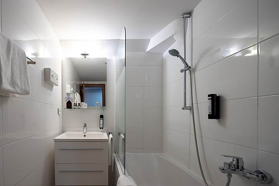 Q! Hotel Maria Theresia