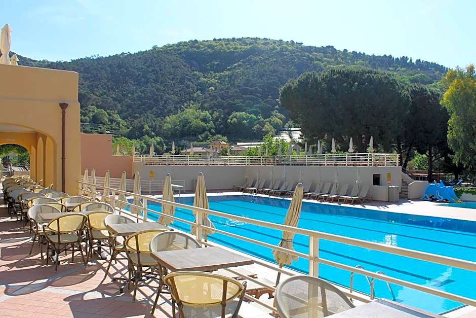 Il Villaggio Di Giuele