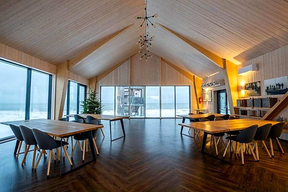 Tulivee Villa