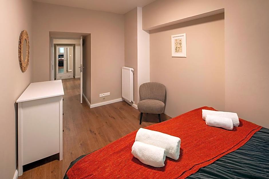 Downtown - Apart Hotel Zborovska