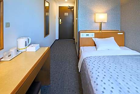 Single Room - Non-Smoking