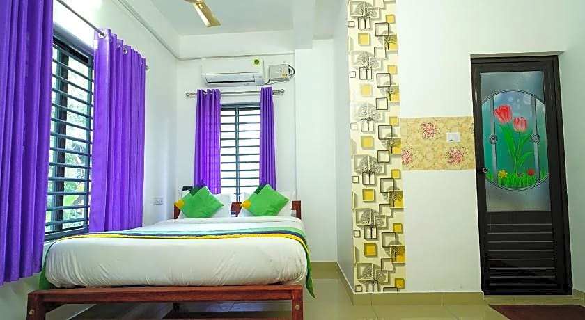 Treebo Nirupama Apartment, 750 M From Aluva Railway Station