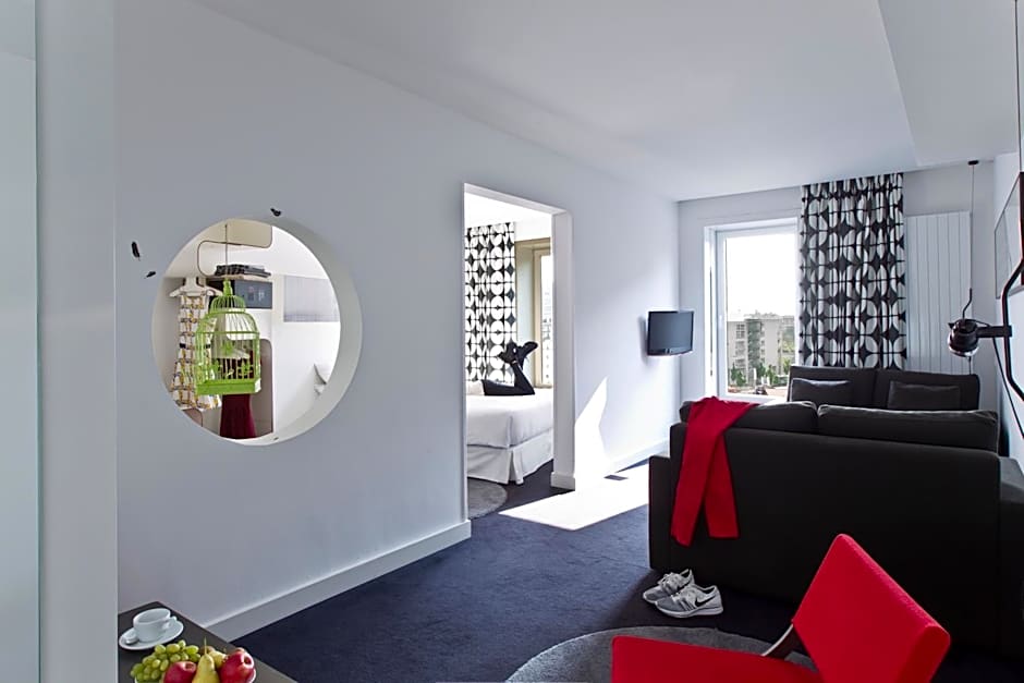 Hotel Gat Point Charlie