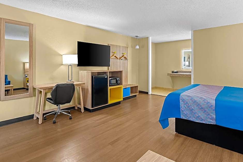 Days Inn by Wyndham Lafayette Near Lafayette Airport