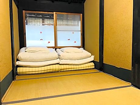 Twin Room with Shared Bathroom