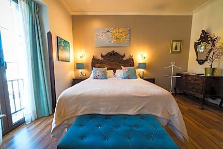 Double or Twin Room with Spa Access and parking