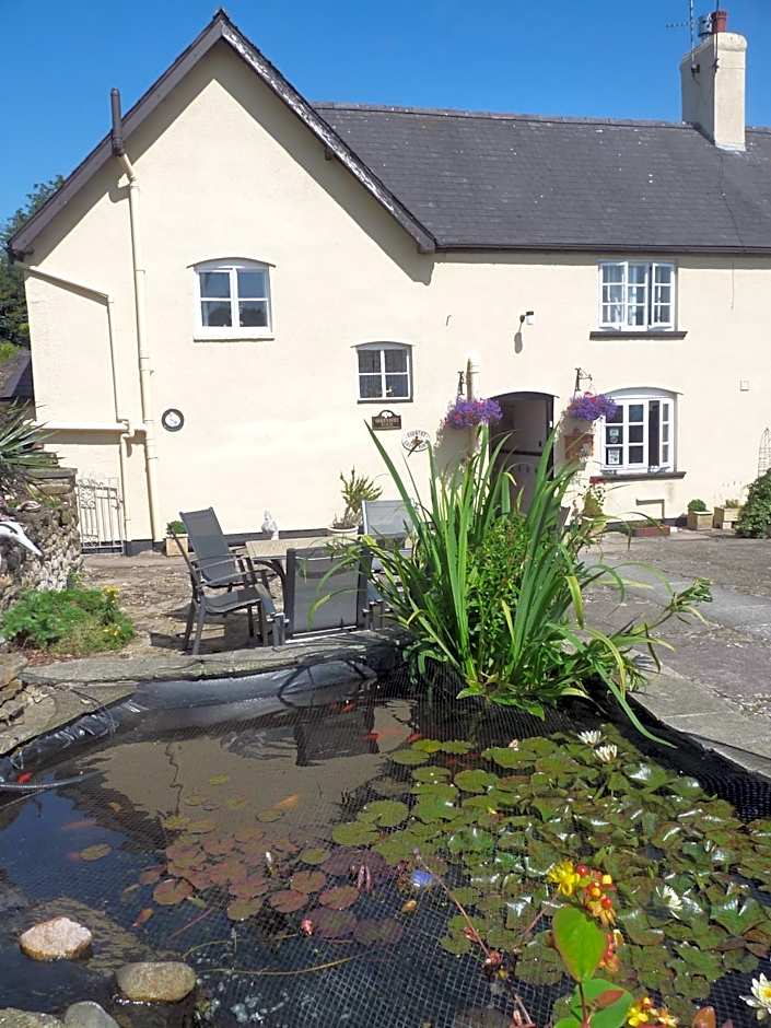 Oakenholt Farm Bed and Breakfast