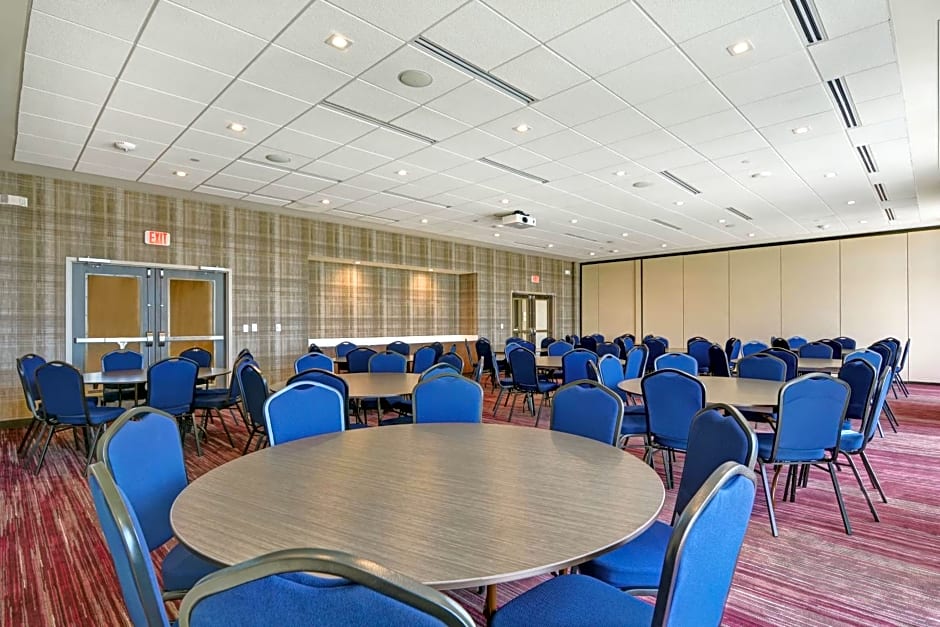 Courtyard by Marriott Bentonville Rogers Promenade