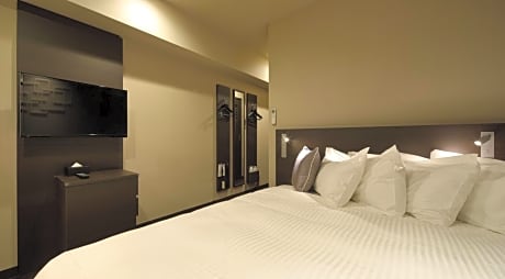 Double Room with Bathroom