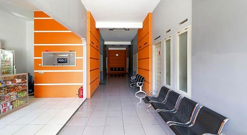 RedDoorz @ Merdeka Street Garut