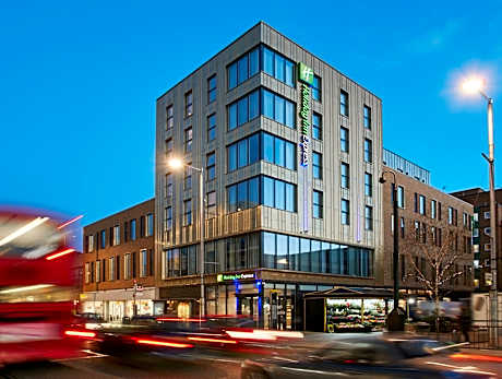 Holiday Inn Express London-Ealing By IHG