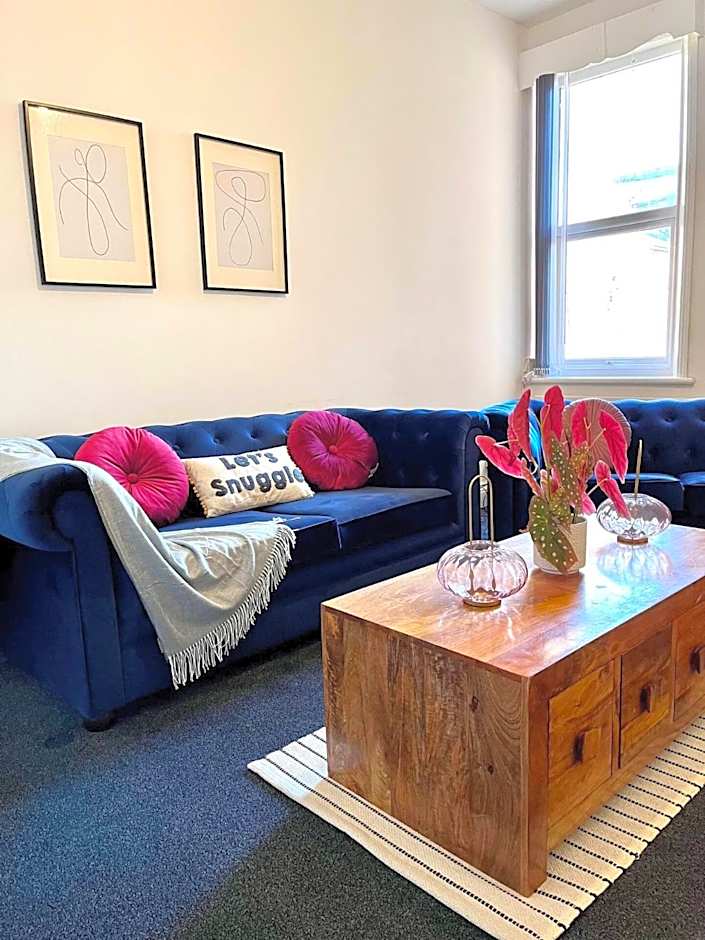 Centrally Located Apartment-free Parking