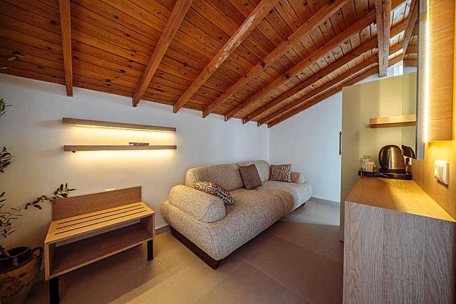 Arpia Hotel