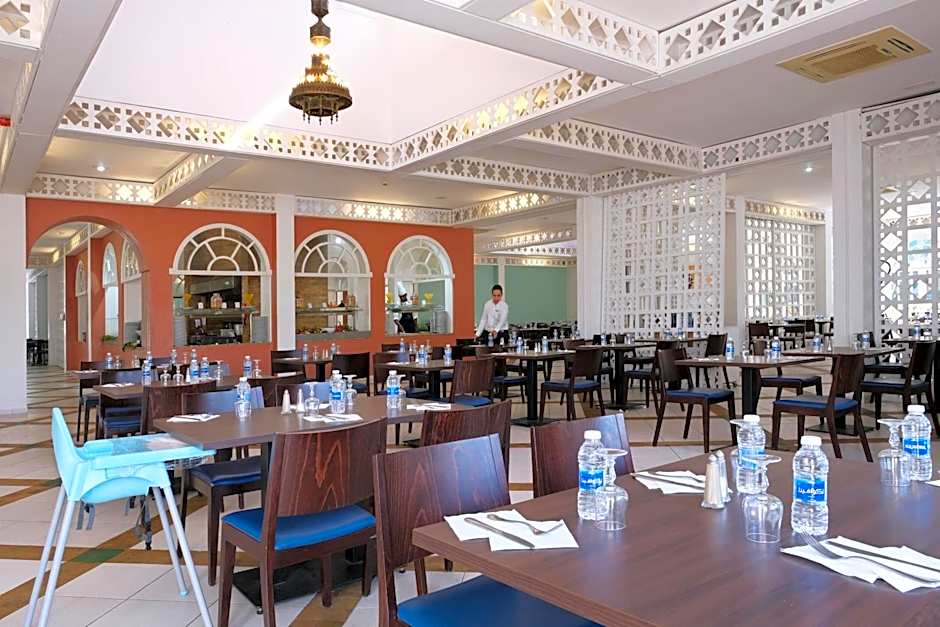 Valeria Jardins d'Agadir - All In